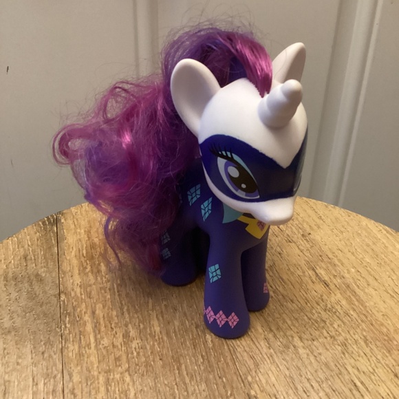 MY LITTLE PONY Friendship is Magic RADIANCE RARITY, Target Exclusive 2010 - Picture 2 of 8